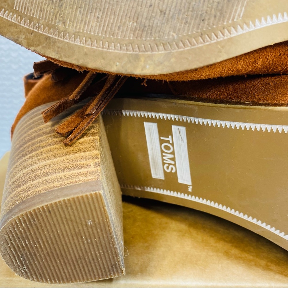 TOMS Suede Booties Womens Sz 7.5 Cinnamon Brown W. Fringe 3” Heel - Picture 7 of 10